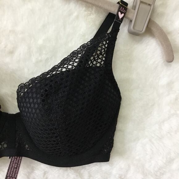 Victoria's Secret Black Fishnet Lace Push-Up Bra - Picture 7 of 11